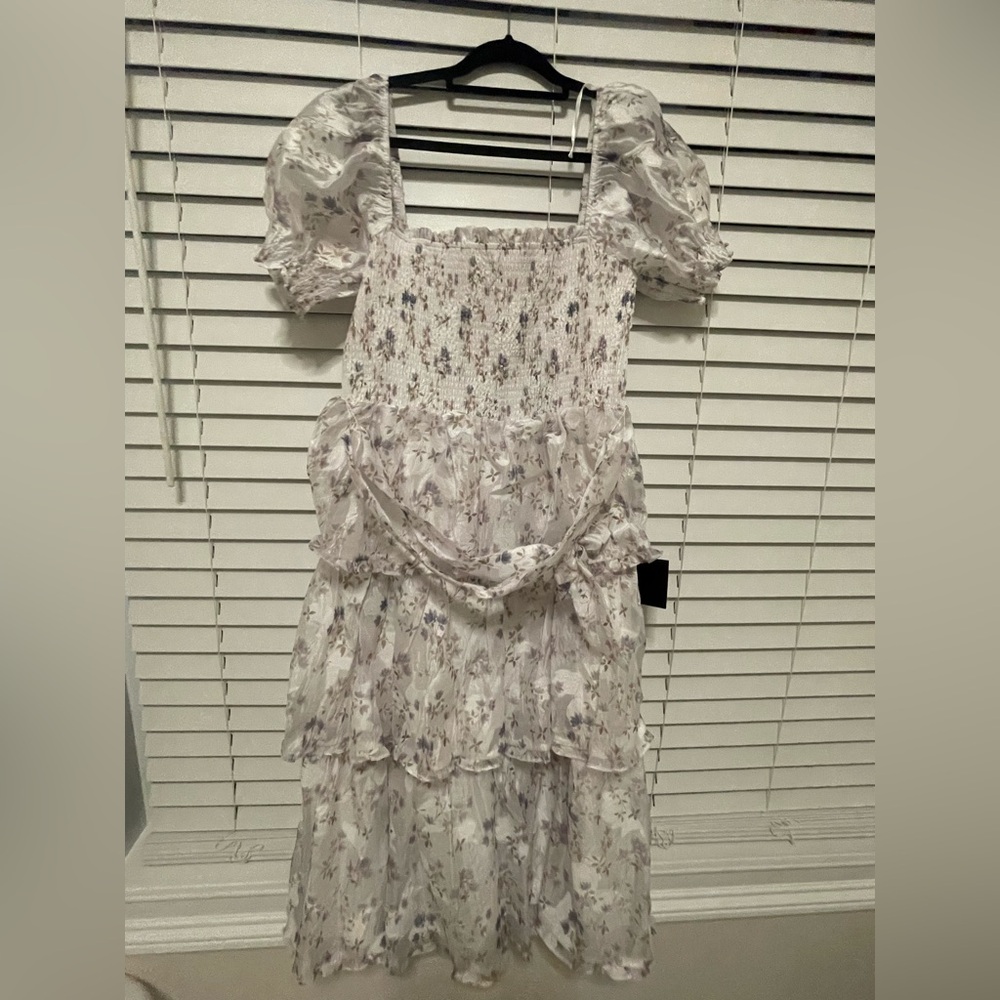 Lulu's White Floral Midi Dress